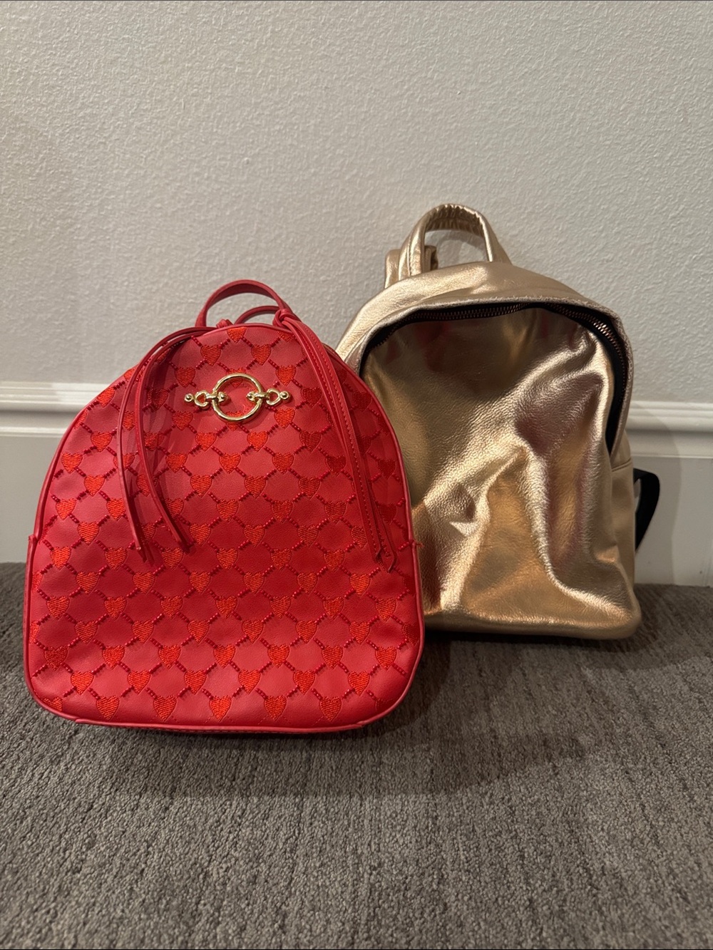 Top shop Red Heart-Pattern Mini & rose gold metallic Skinny Dip backpack